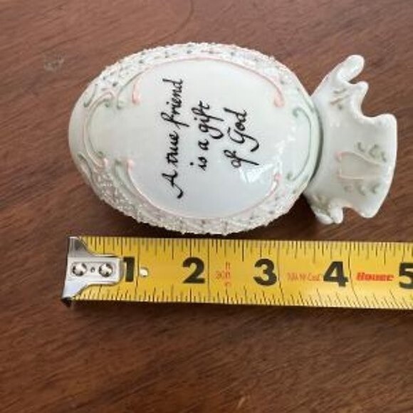 A True Friend Is A Gift From God Faberge Egg - Picture 4 of 5